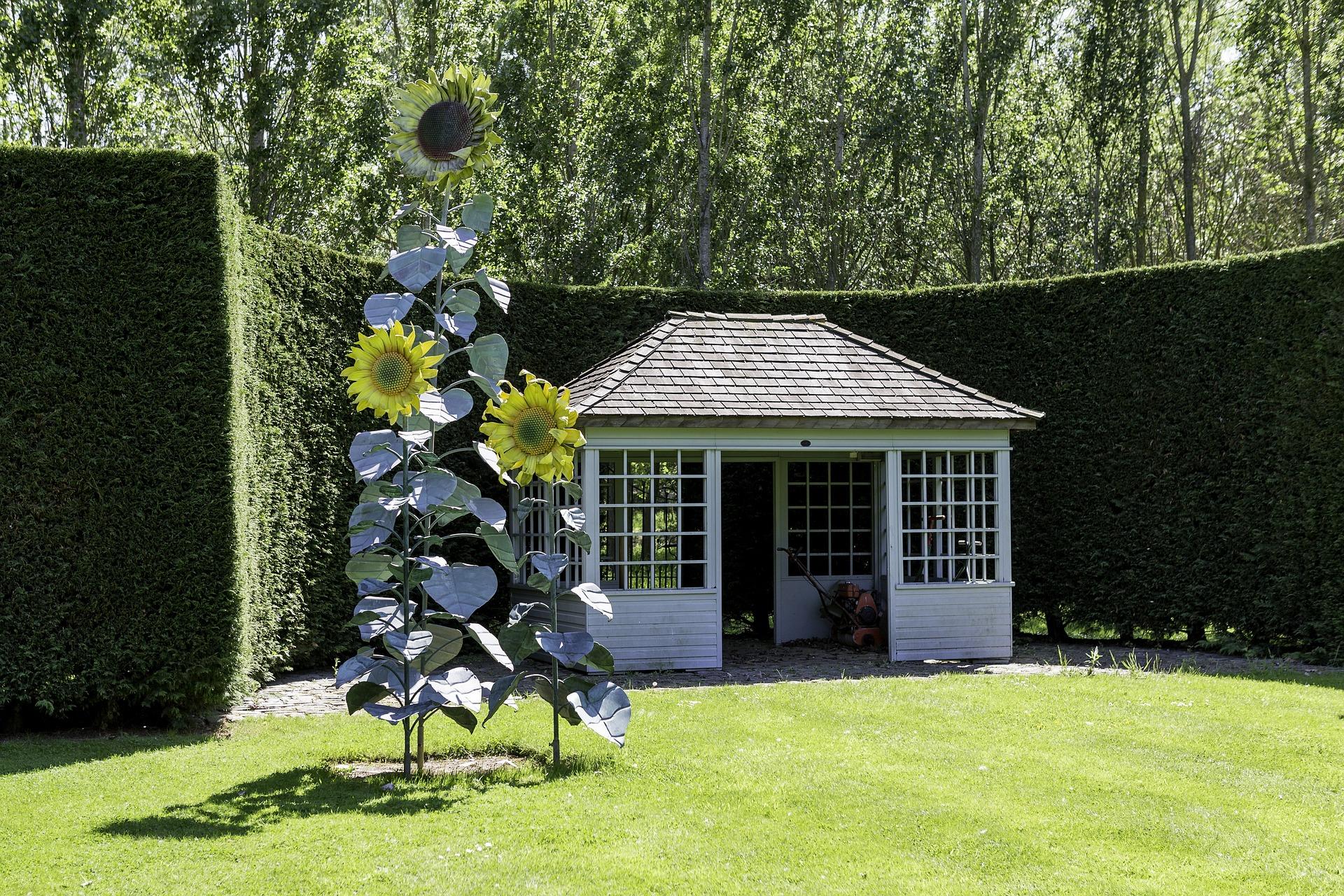 Create a garden room to fit your lifestyle Traditional & contemporary garden studio rooms built to last